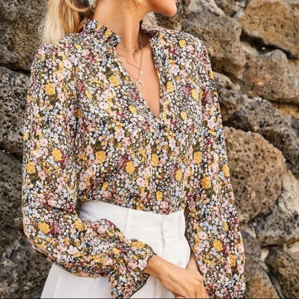 Boho floral long sleeve v neck  top